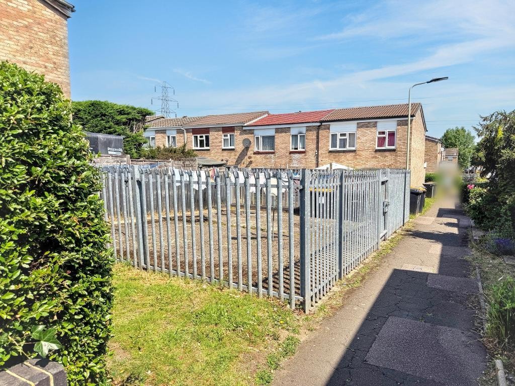 Images for Flowerdale Walk, Bedford