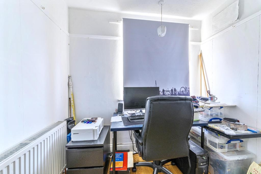 Images for Risborough Road, Bedford