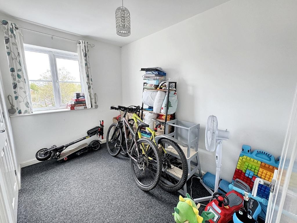 Images for Crowe Road, Bedford