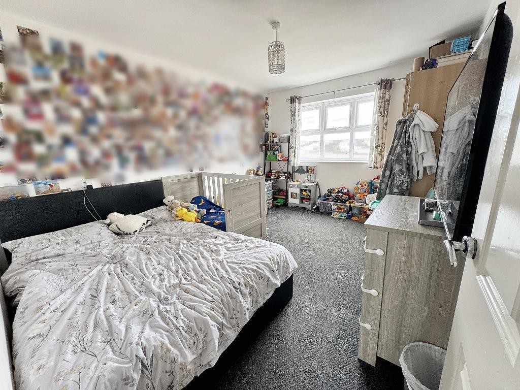 Images for Crowe Road, Bedford