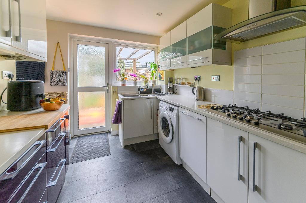 Images for Hartland Avenue, Bedford