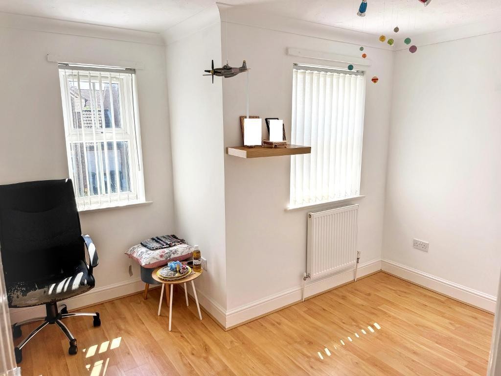Images for Clover Avenue, Bedford