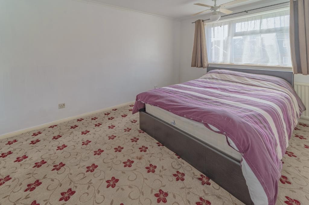 Images for Waveney Avenue, Bedford