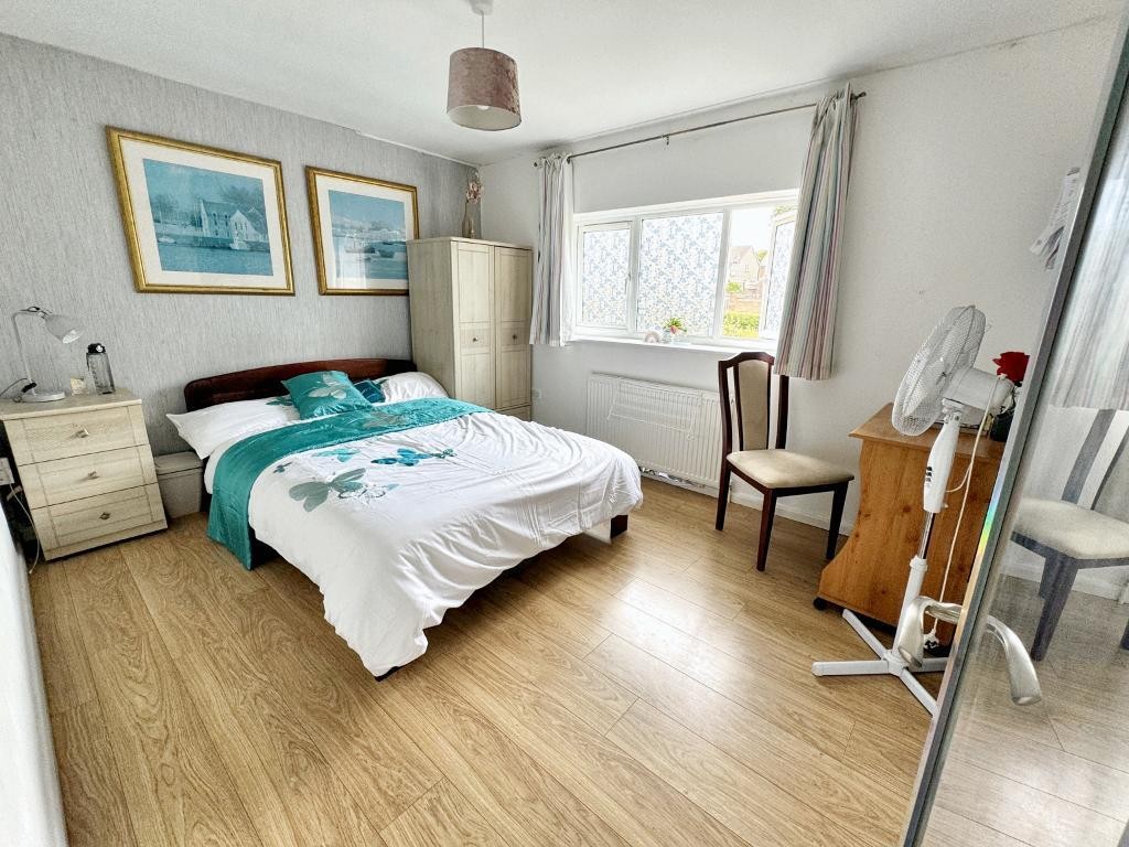 Images for Rooksmead, Bedford