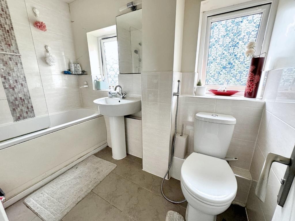 Images for Rooksmead, Bedford