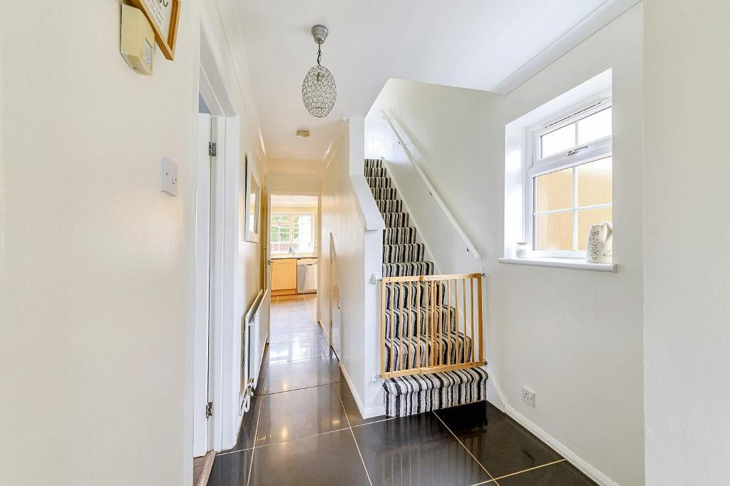 Images for Waveney Avenue, Bedford