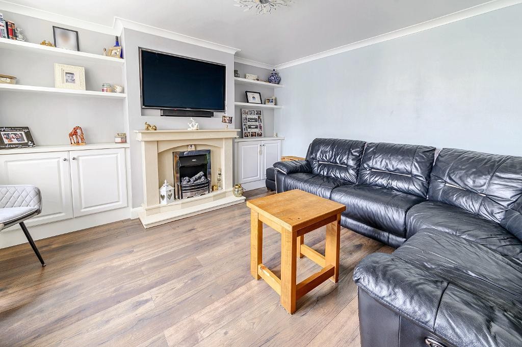 Images for Waveney Avenue, Bedford