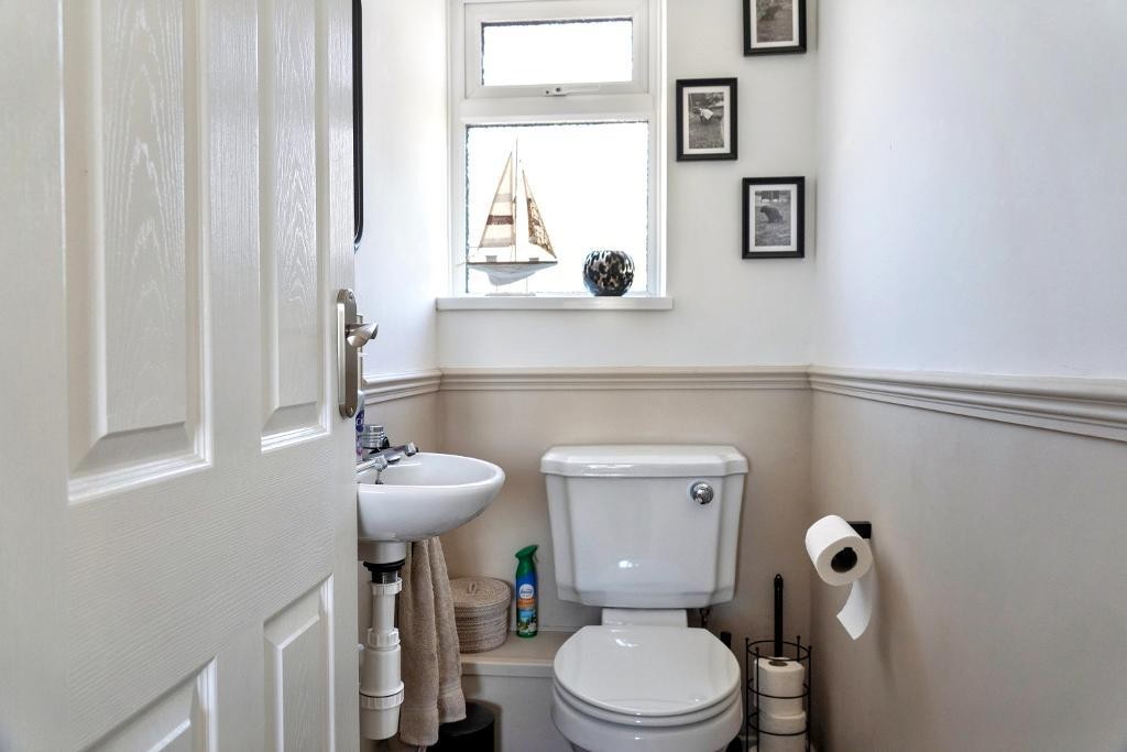 Images for Queens Drive, Bedford