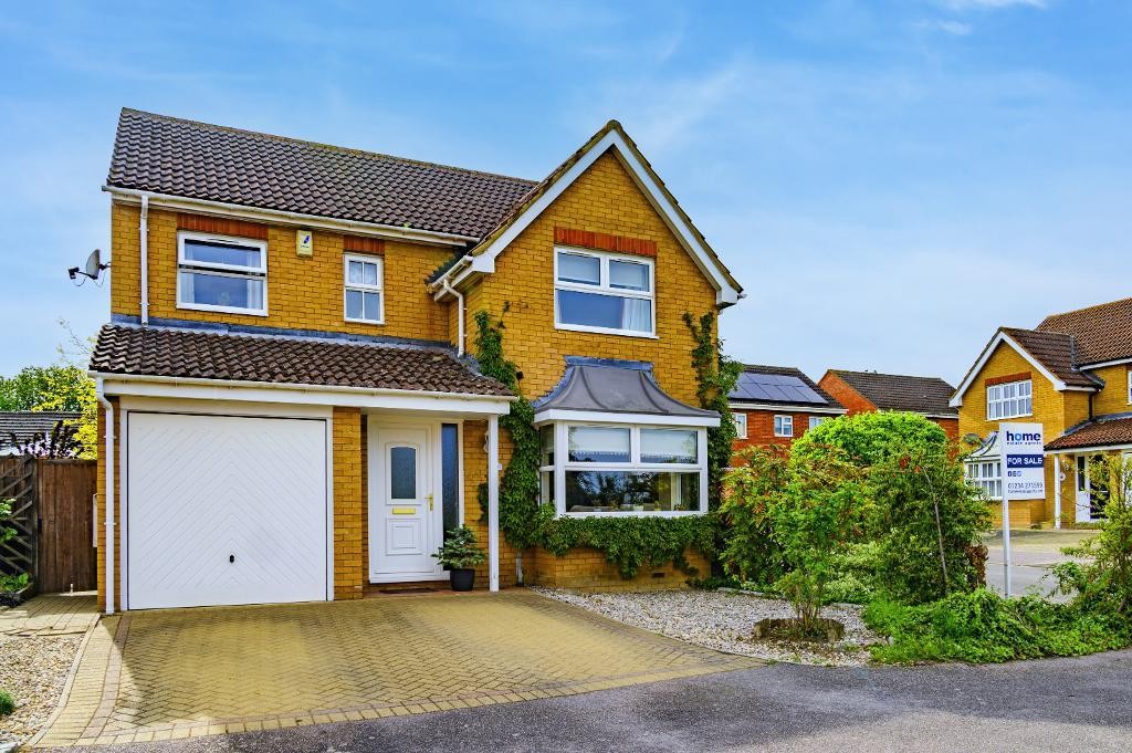 Images for Francis Groves Close, Bedford