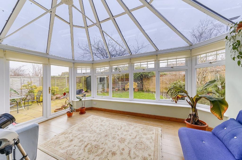 Images for Francis Groves Close, Bedford