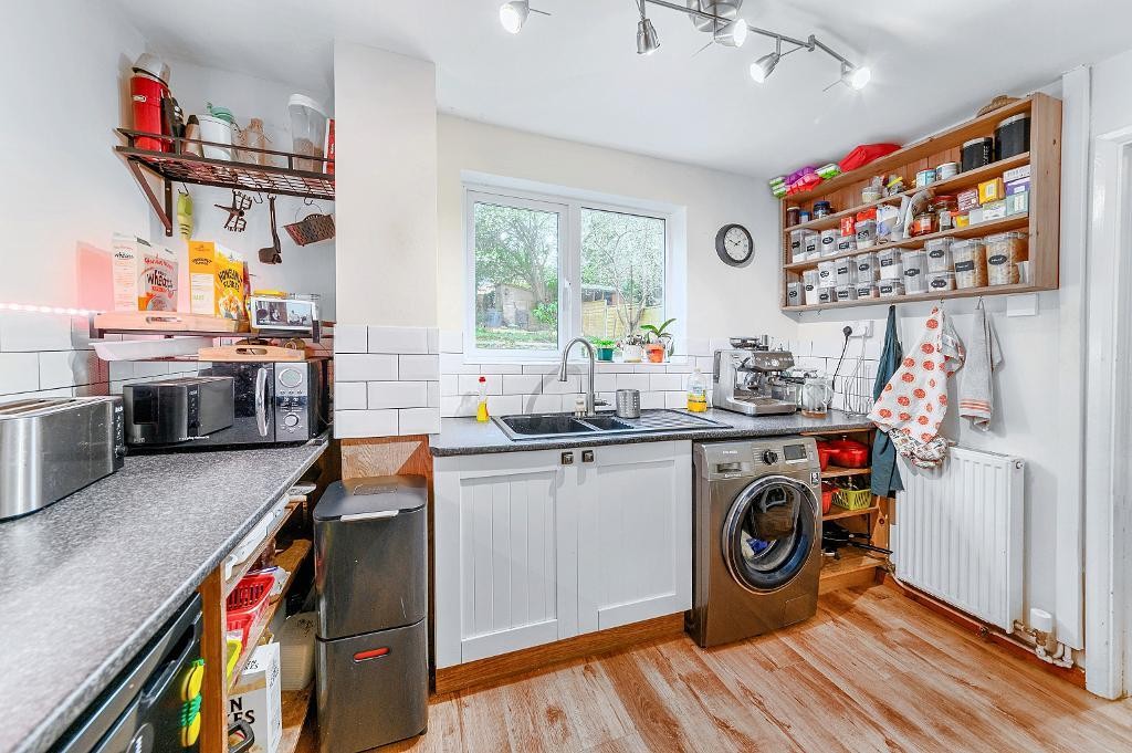 Images for Rooksmead, Bedford