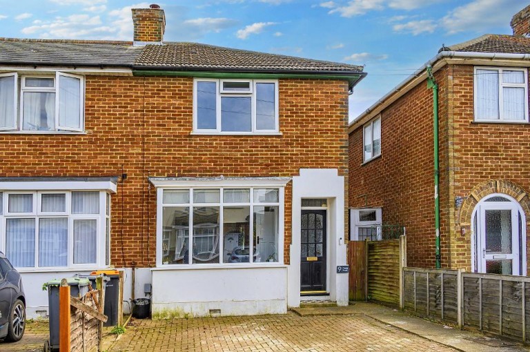 Cedar Road, Bedford