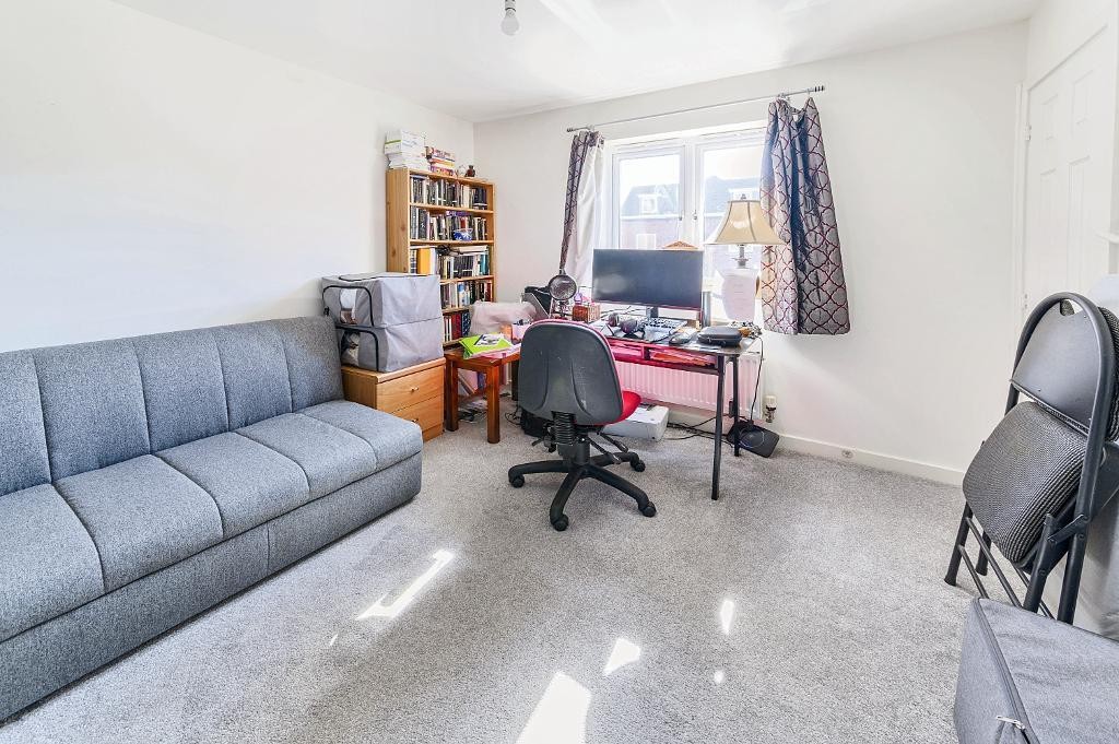 Images for Grenadier Close, Bedford