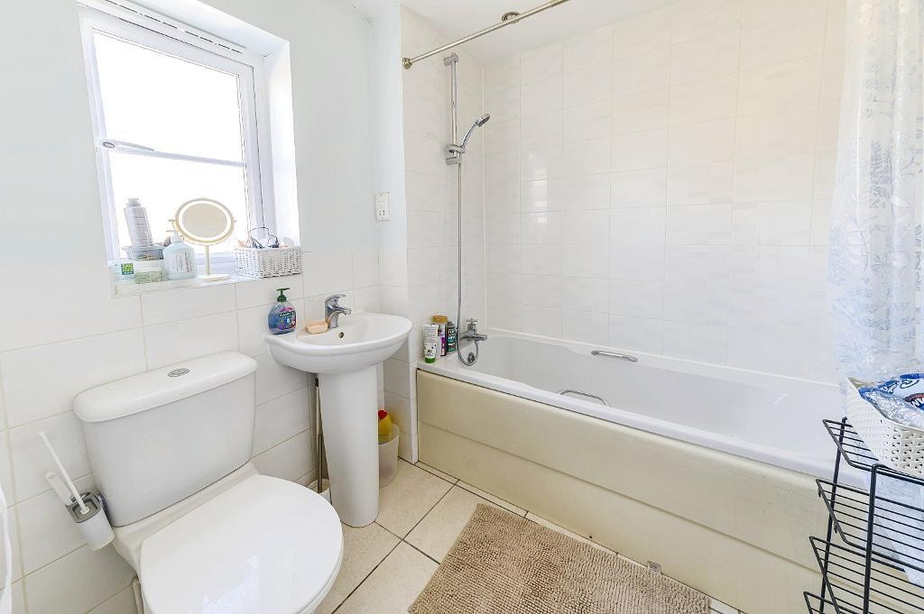 Images for Grenadier Close, Bedford