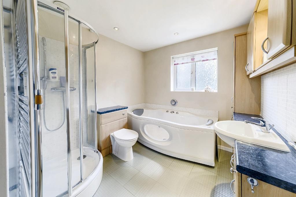 Images for Goodmayes Close, Bedford