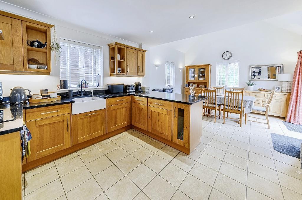Images for Church End, Thurleigh Bedford