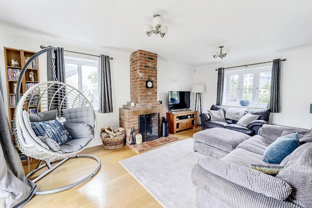 Images for Church End, Thurleigh Bedford