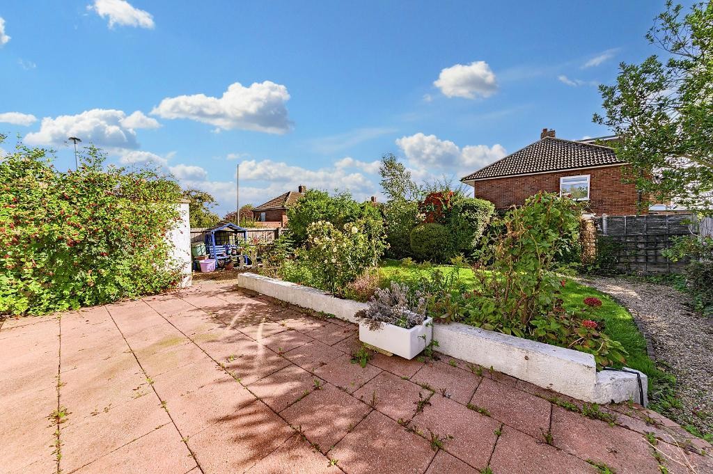 Images for Merlin Gardens, Bedford