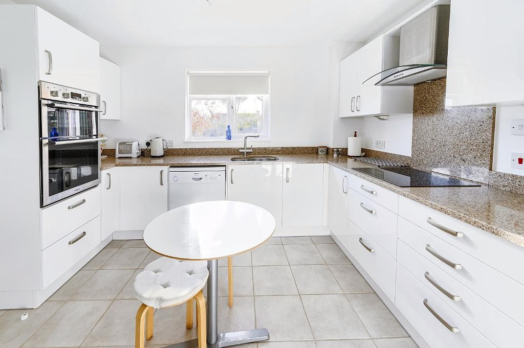 Images for Francis Groves Close, Bedford