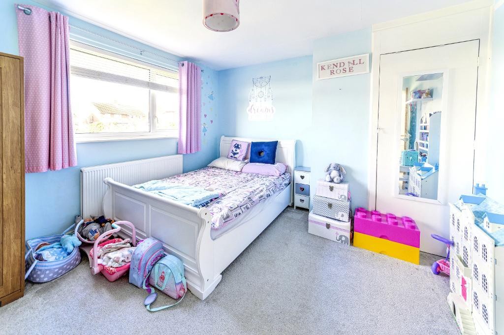 Images for Larkway, Bedford