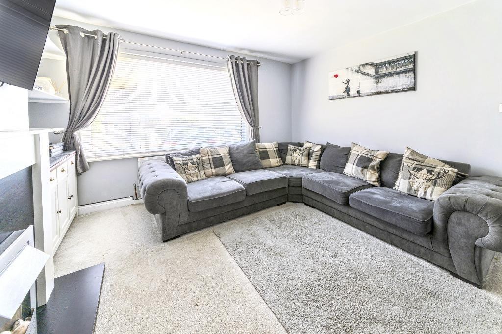 Images for Larkway, Bedford