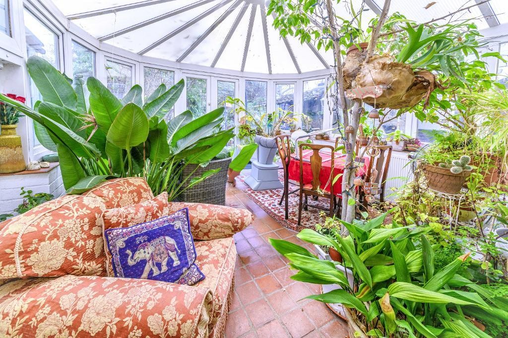 Images for Waveney Avenue, Bedford