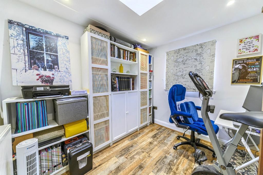 Images for Foster Hill Rd, Bedford