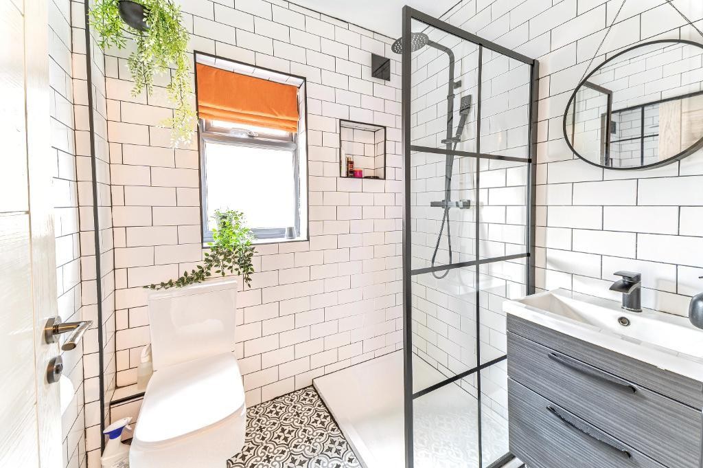 Images for Clapham, Beds