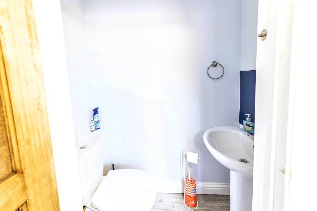 Images for Aylesbury Rd, Bedford