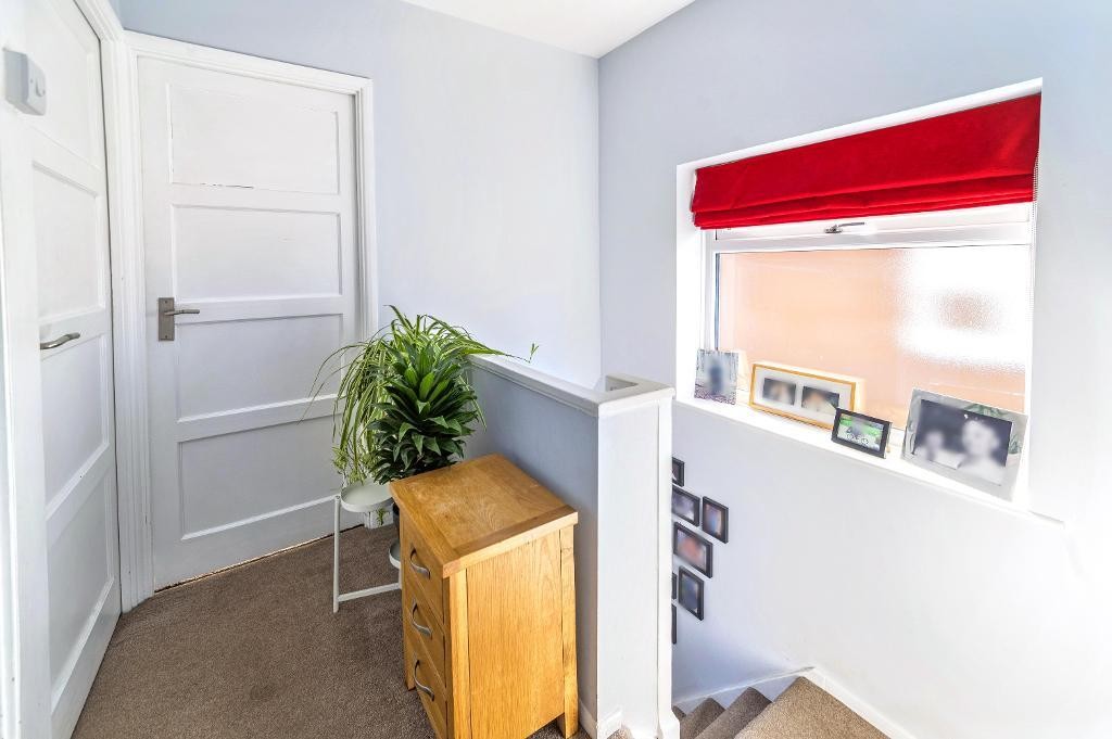 Images for Aylesbury Rd, Bedford