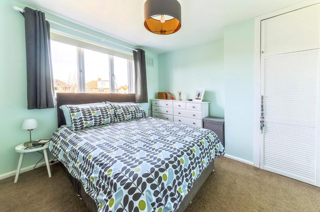 Images for Aylesbury Rd, Bedford