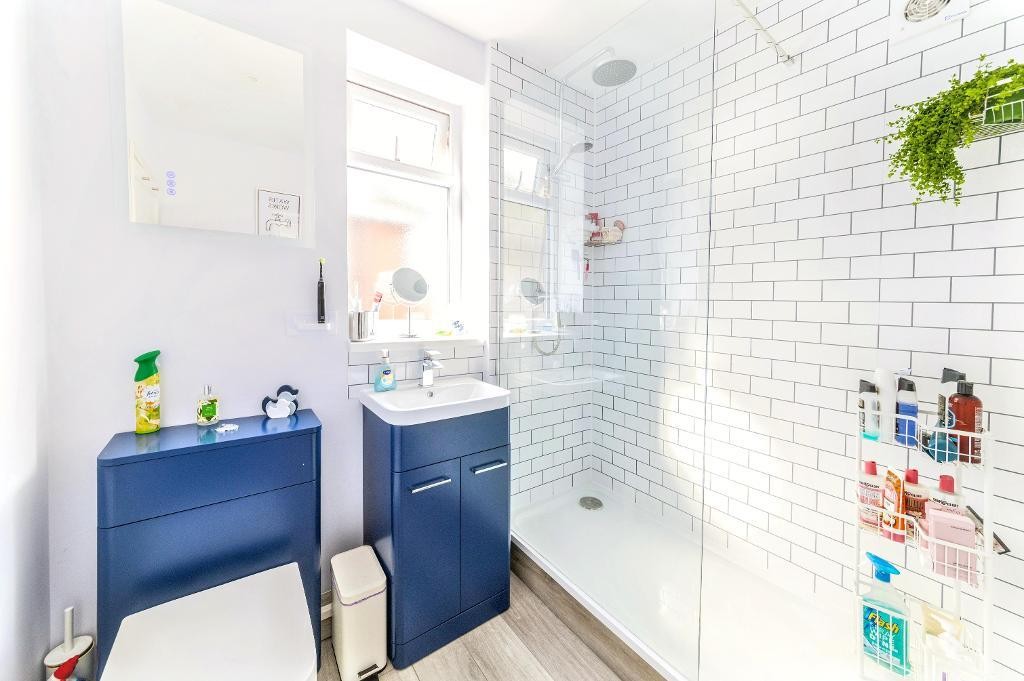 Images for Aylesbury Rd, Bedford