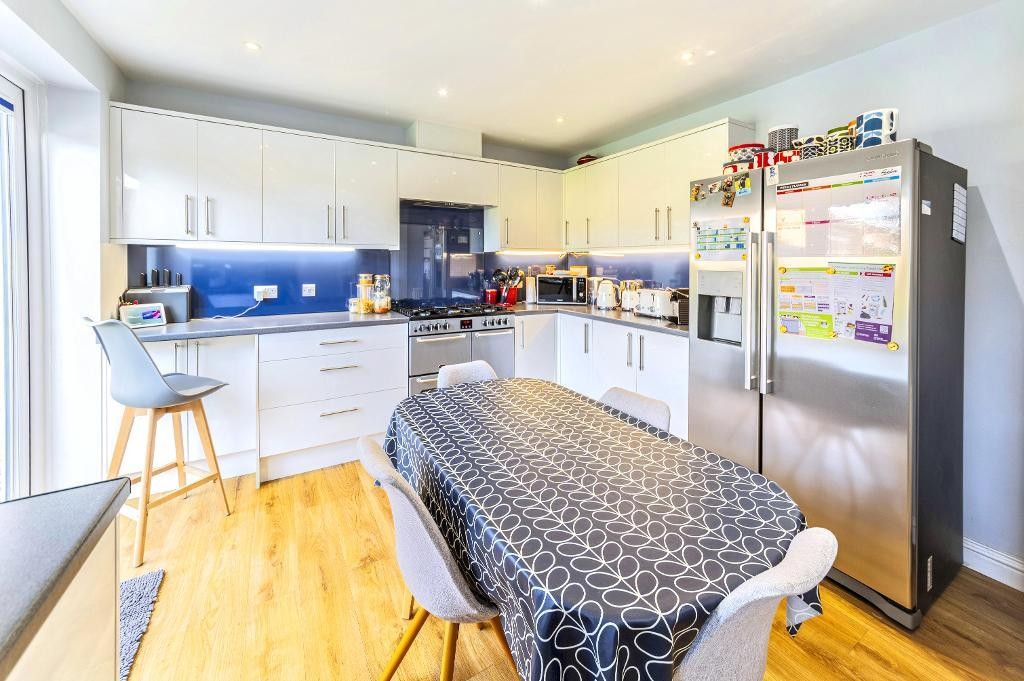 Images for Aylesbury Rd, Bedford