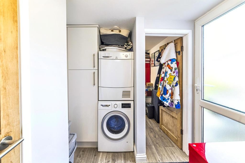 Images for Aylesbury Rd, Bedford