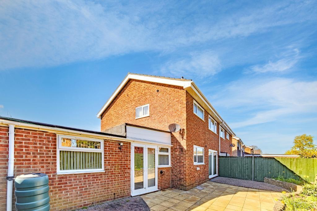 Images for Birkdale Close, Bedford
