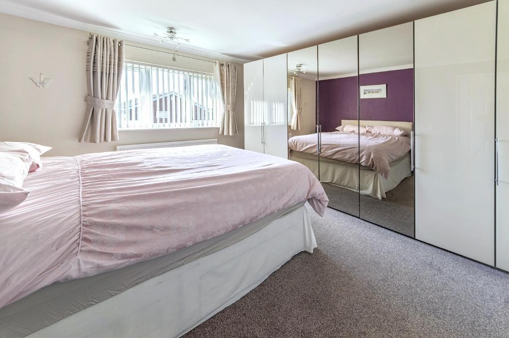 Images for Birkdale Close, Bedford