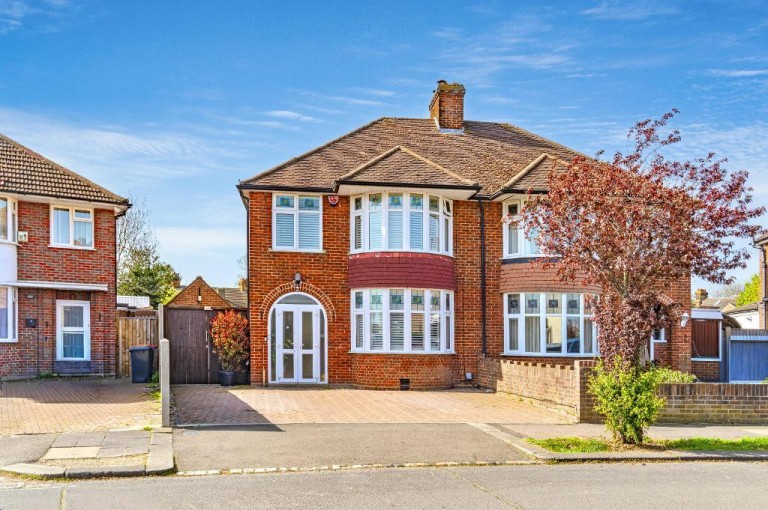 Risborough Road, Bedford