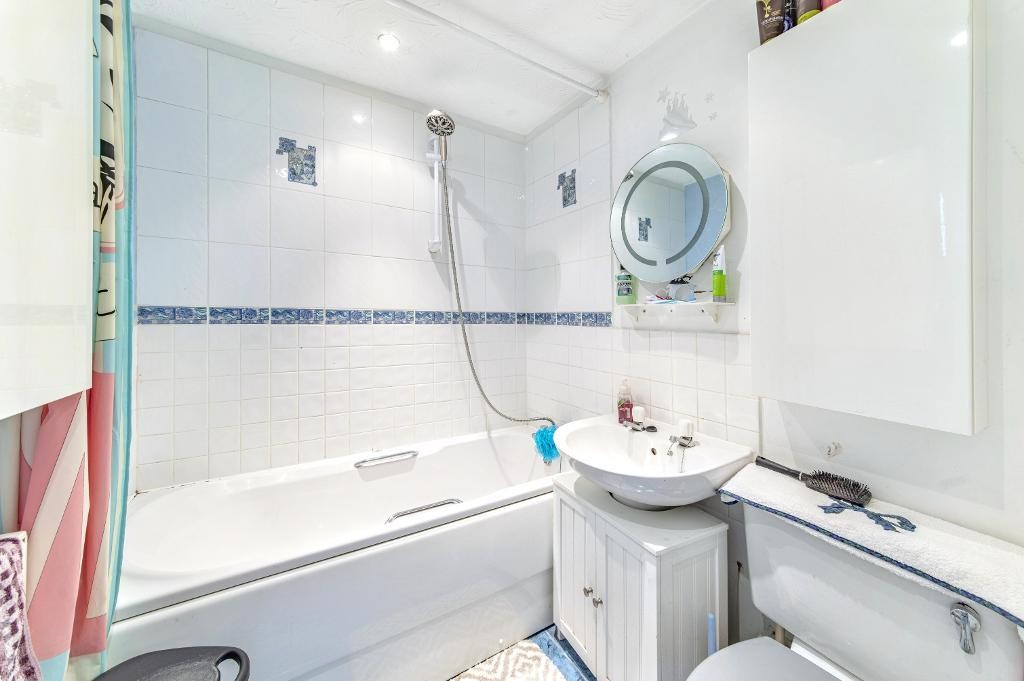 Images for Dorsey Drive, Bedford