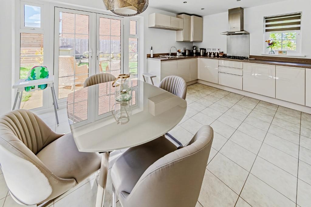 Images for New Cardington, Beds