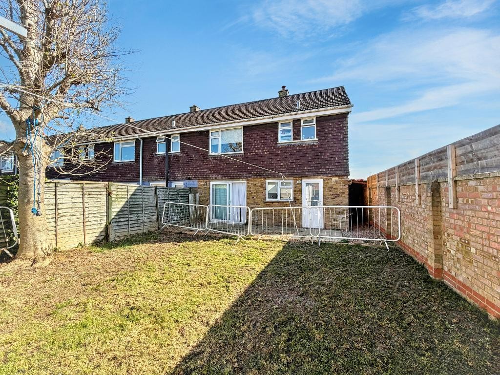 Images for Clyde Crescent, Bedford