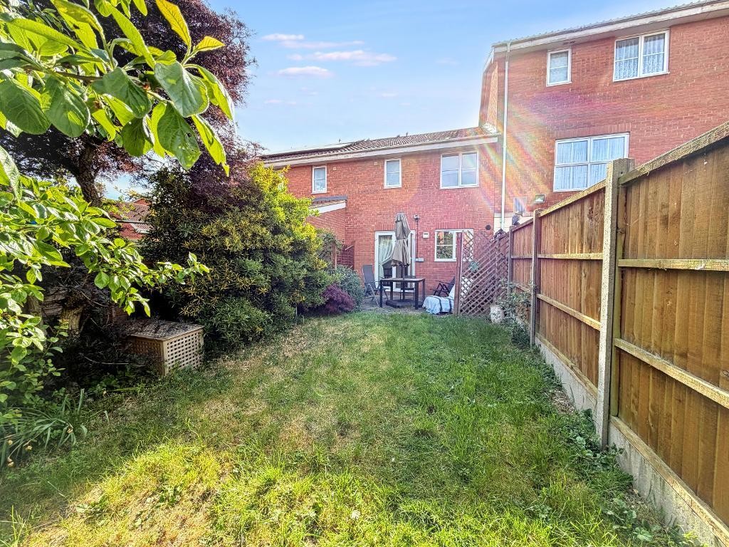 Images for Gillespie Close, Bedford