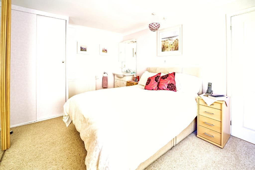 Images for Putnoe Lane, Bedford