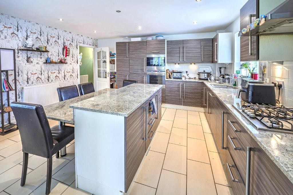 Images for Margil Rd, Bedford