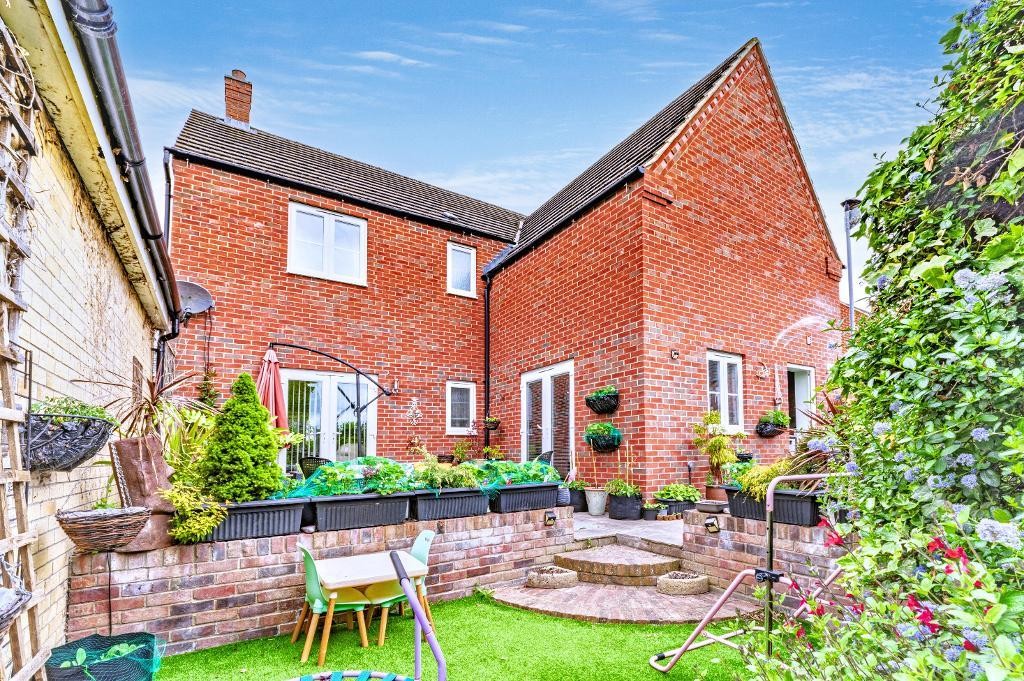 Images for Margil Rd, Bedford