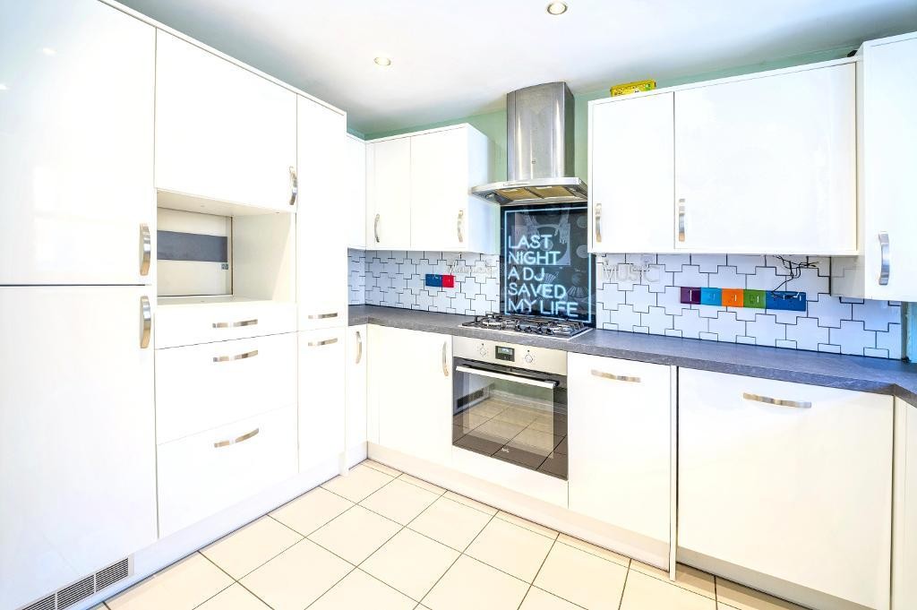 Images for Ribston Close, Bedford