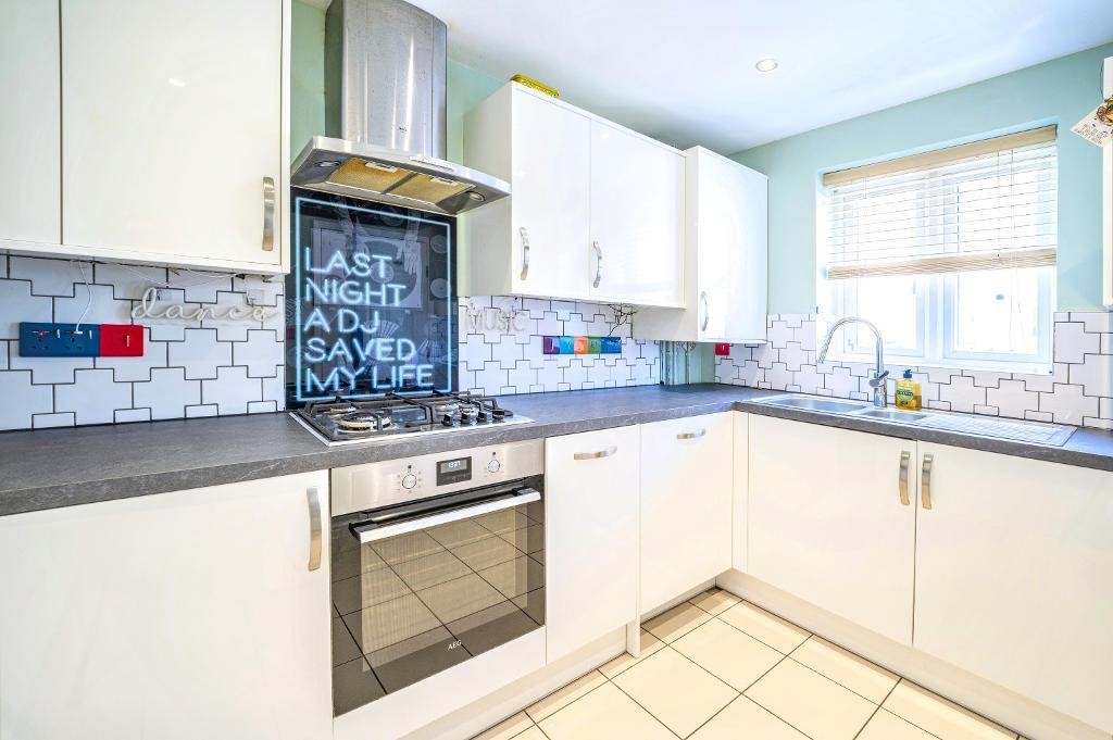 Images for Ribston Close, Bedford