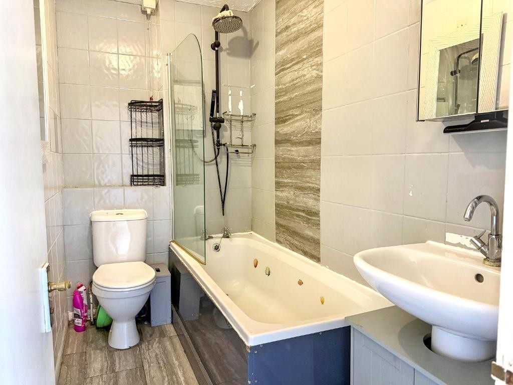 Images for Honeysuckle Way, Bedford