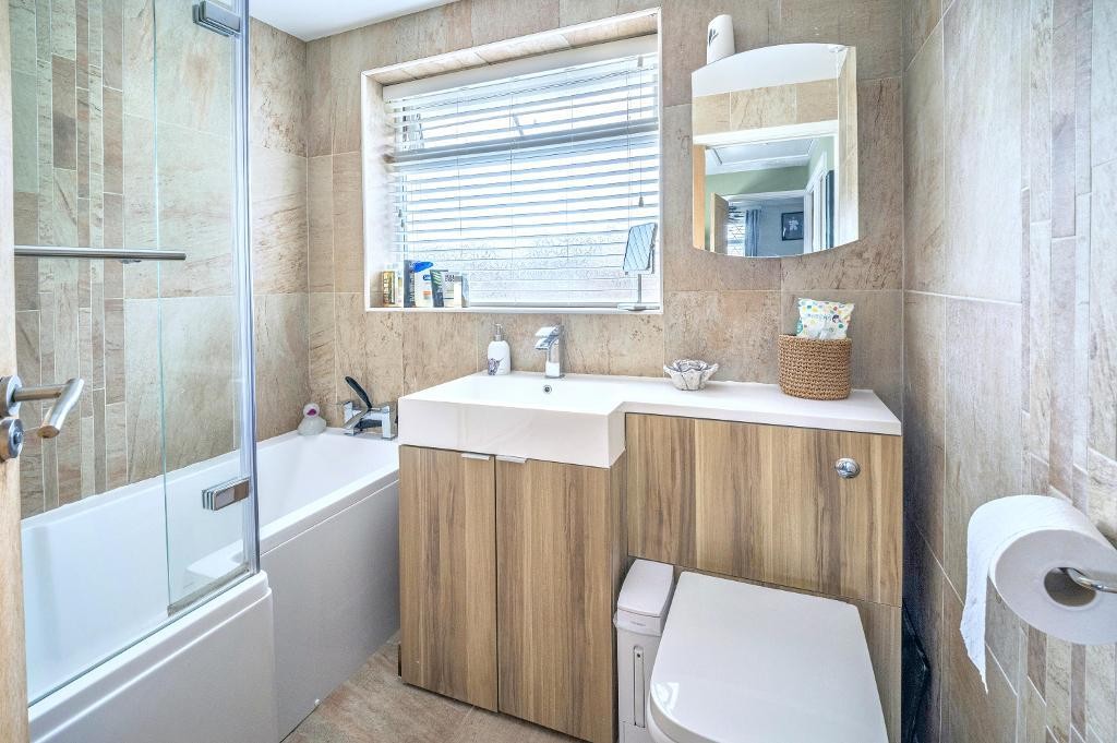 Images for Furzefield, Bedford