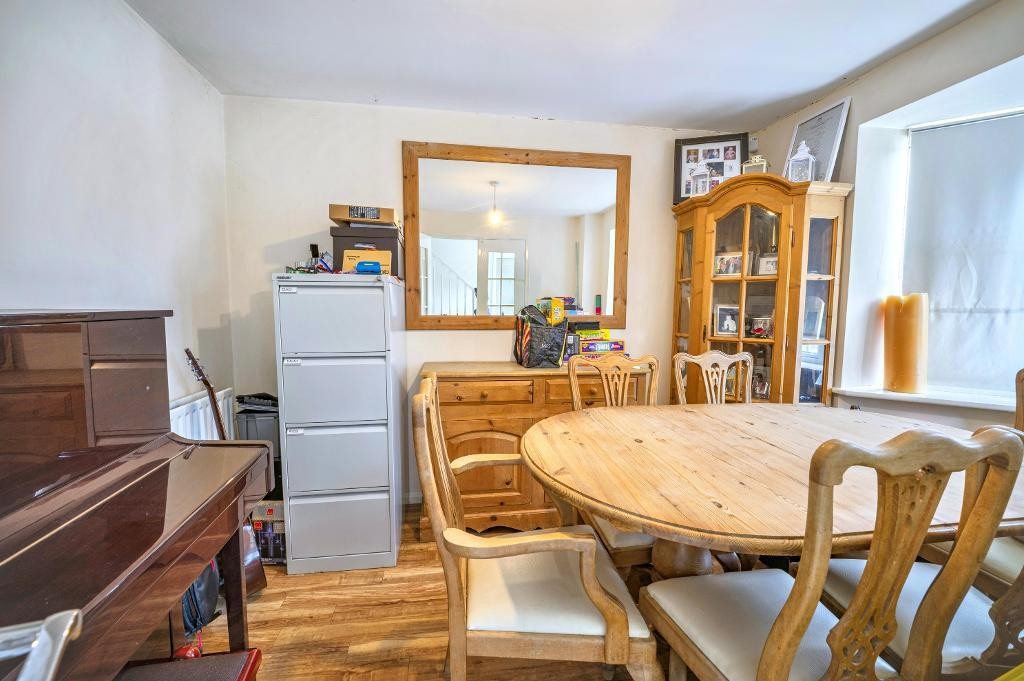 Images for Shortstown, Bedford