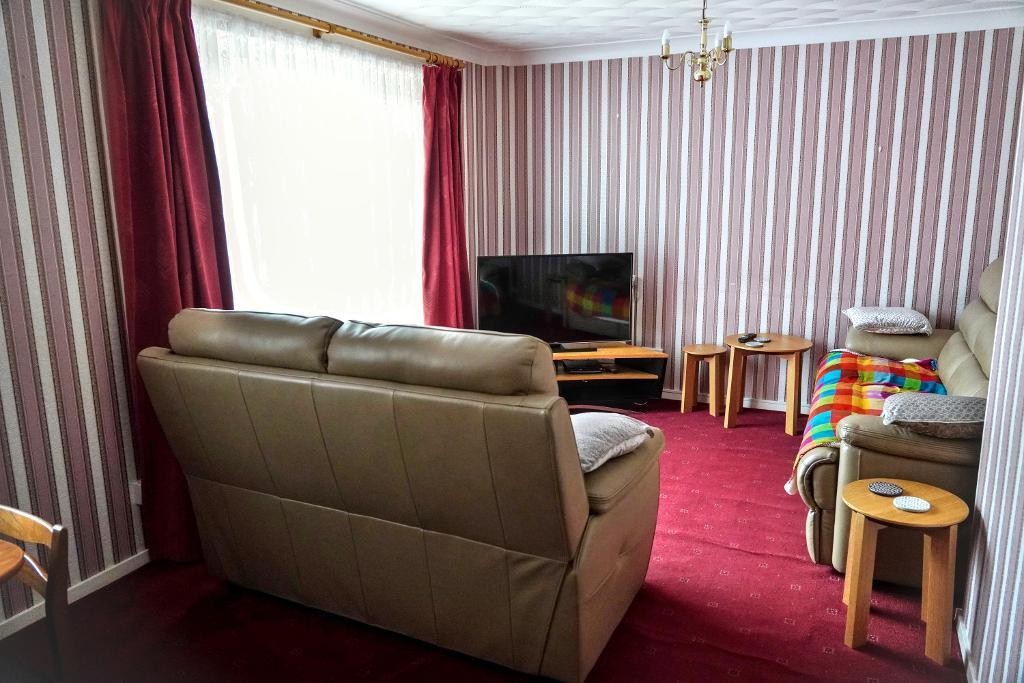 Images for Queens Drive, Bedford